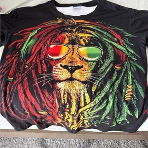 Lion Graphic T-Shirt - Black